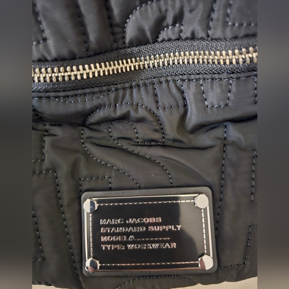 Marc Jacobs Black Belt Bag - Picture 6 of 7
